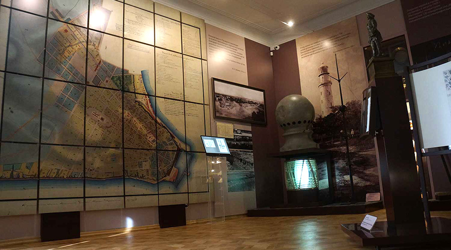 Инсталляция "Маяк" в музее градостроения и быта города Таганрог