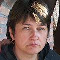 Анна Васильевна кладовщик и художник по образованию
